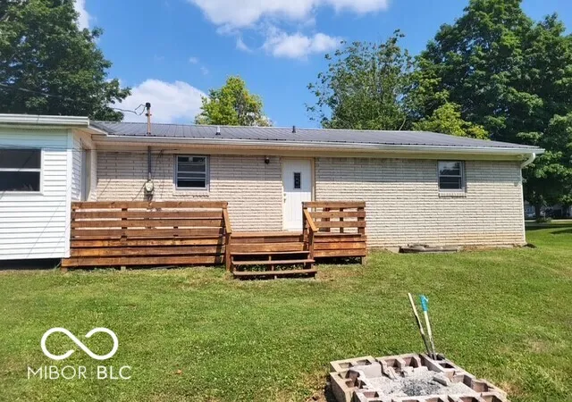 Photo 3 of Single family home for sale at 12609 Markay Dr, Fishers, IN 46038 | MLS# 22114453 | Listing updated on 2026-09-14
