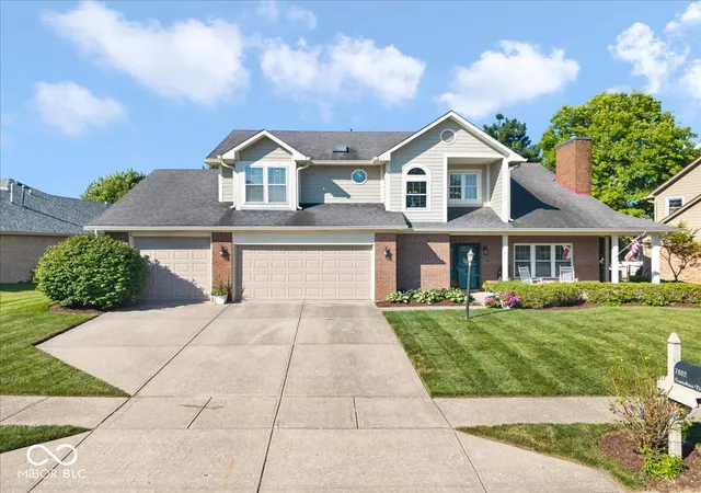 Photo 1 of Sale Pending at 7802 Santolina Dr, Indianapolis, IN 46237 | MLS# 22114493 | Listing updated on 2026-10-06