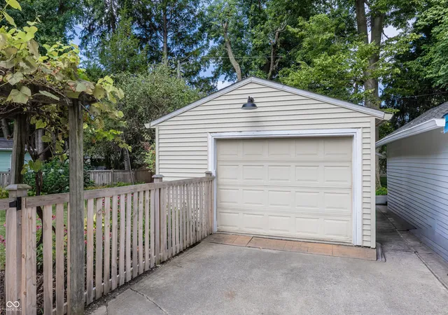 Photo 3 of Single family home for sale at 5828 Indianola Ave, Indianapolis, IN 46220 | MLS# 22114588 | Listing updated on 2026-10-03