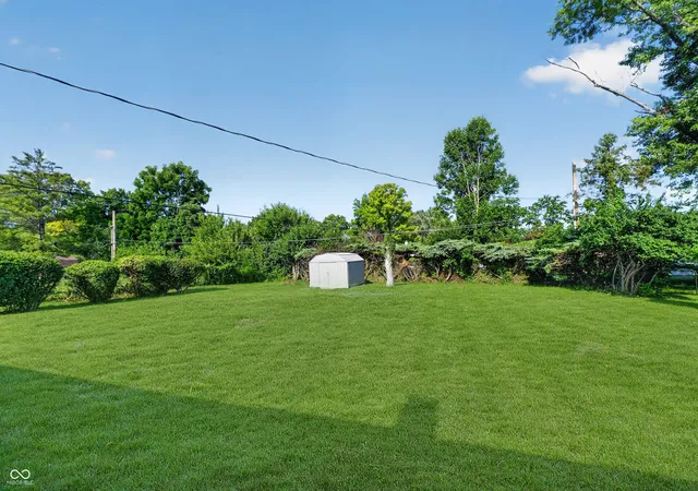 Photo 30 of Sale Pending at 5262 Mark Ln, Indianapolis, IN 46226 | MLS# 22114604 | Listing updated on 2026-09-18