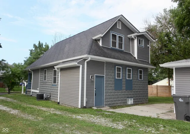 Photo 2 of Single family home for sale at 1218 E Edwards Ave, Indianapolis, IN 46227 | MLS# 22114661 | Listing updated on 2026-10-26
