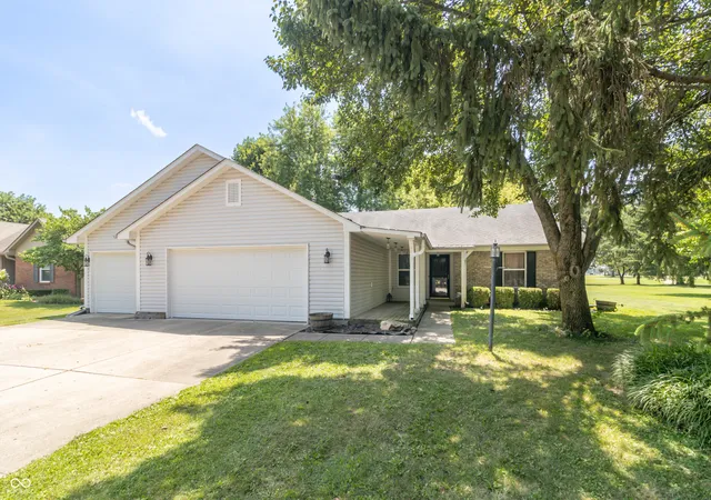 Photo 1 of Single family home for sale at 101 Canterbury Rd, Pendleton, IN 46064 | MLS# 22114884 | Listing updated on 2026-09-10