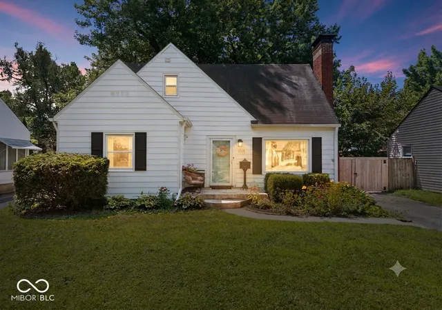 Photo 2 of Single family home for sale at 2515 E 58th Street, Indianapolis, IN 46220 | MLS# 22114962 | Listing updated on 2026-09-24