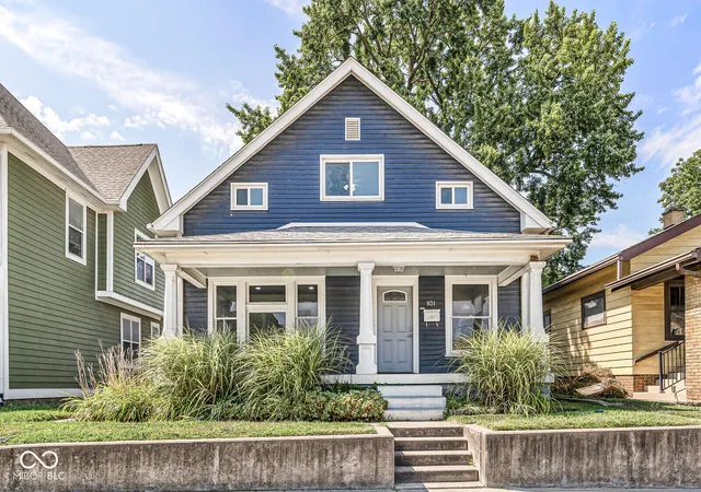 Photo 2 of Single family home for sale at 931 E Raymond St, Indianapolis, IN 46203 | MLS# 22114980 | Listing updated on 2026-09-14