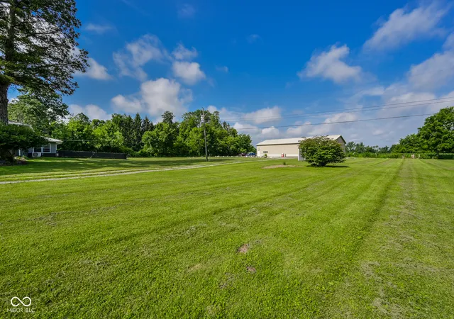 Photo 4 of Single family home for sale at 3087 S 380 East, Chesterfield, IN 46017 | MLS# 22115016 | Listing updated on 2026-09-15