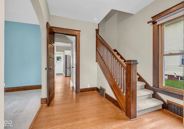 Photo 4 of Single family home for sale at 1403 W Main St, Crawfordsville, IN 47933 | MLS# 22115433 | Listing updated on 2026-09-15