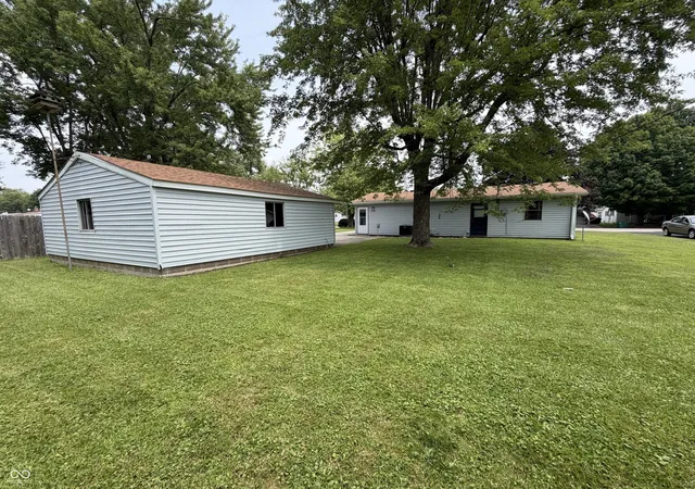 Photo 3 of Sale Pending at 3019 Brentwood Rd, New Castle, IN 47362 | MLS# 22115496 | Listing updated on 2026-09-18