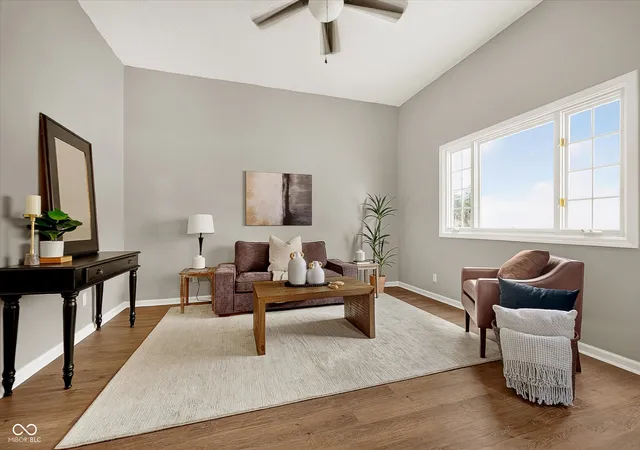Photo 3 of Single family home for sale at 1127 Evans Ave, Noblesville, IN 46060 | MLS# 22115687 | Listing updated on 2026-09-10