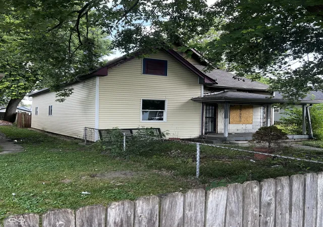Photo 3 of Single family home for sale at 325 Harlan, Indianapolis, IN 46201 | MLS# 22115739 | Listing updated on 2026-09-15