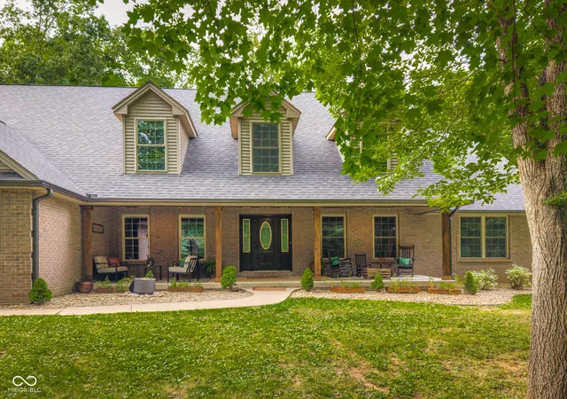Photo 1 of Single family home for sale at 2240 N 700 West, Columbus, IN 47201 | MLS# 22115740 | Listing updated on 2026-09-14