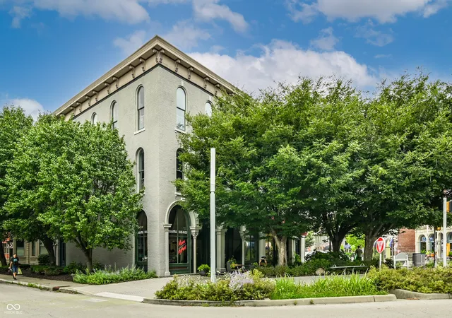 Photo 3 of Condo for sale at 706 Massachusetts Ave #202, Indianapolis, IN 46204 | MLS# 22115758 | Listing updated on 2026-09-15