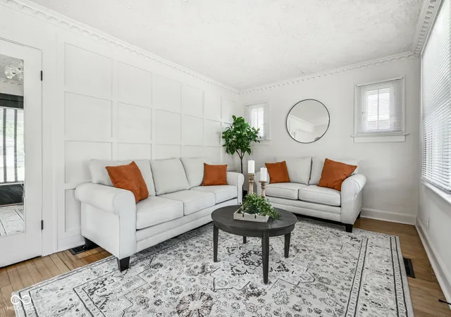 Photo 4 of Sale Pending at 6073 Dewey Ave, Indianapolis, IN 46219 | MLS# 22115801 | Listing updated on 2026-09-13
