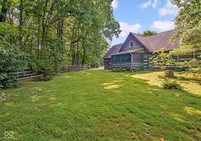 Photo 2 of Single family home for sale at 778 W Gasburg Ln, Mooresville, IN 46158 | MLS# 22115866 | Listing updated on 2026-09-14