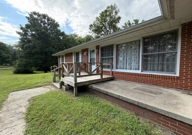 Photo 3 of Single family home for sale at 9738 N Ammerman Dr, Springport, IN 47386 | MLS# 22115923 | Listing updated on 2026-09-23