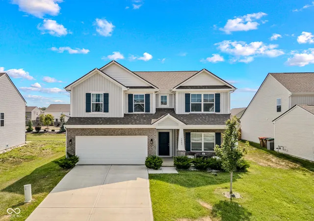 Photo 1 of Single family home for sale at 3983 Winston, Columbus, IN 47201 | MLS# 22115930 | Listing updated on 2026-09-10