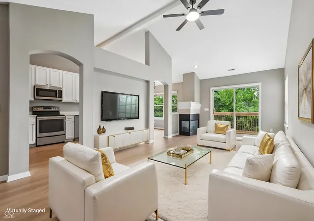 Photo 1 of Condo for sale at 1152 Longwell Ln, Indianapolis, IN 46240 | MLS# 22116005 | Listing updated on 2026-10-07