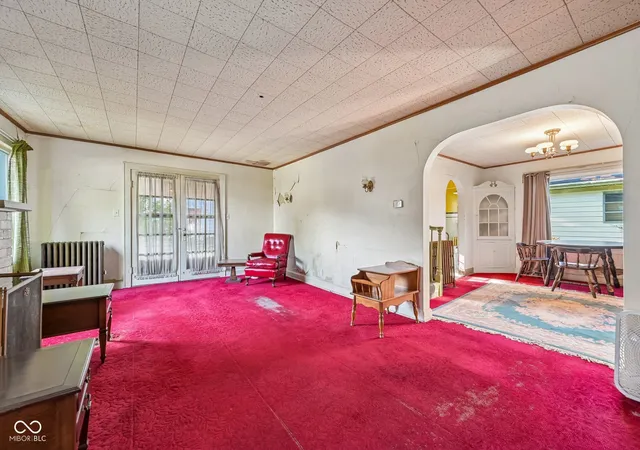 Photo 2 of Single family home for sale at 327 E 37th Street, Anderson, IN 46013 | MLS# 22116023 | Listing updated on 2026-09-11