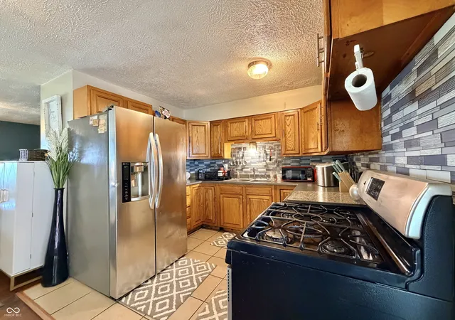 Photo 3 of Single family home for sale at 7414 Trotter Rd, Camby, IN 46113 | MLS# 22116082 | Listing updated on 2026-09-10