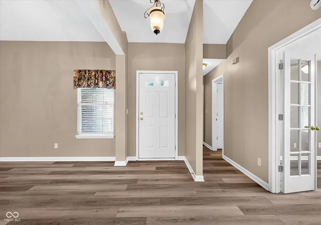 Photo 2 of Single family home for sale at 7955 Bent Willow Dr, Indianapolis, IN 46239 | MLS# 22116152 | Listing updated on 2026-10-24