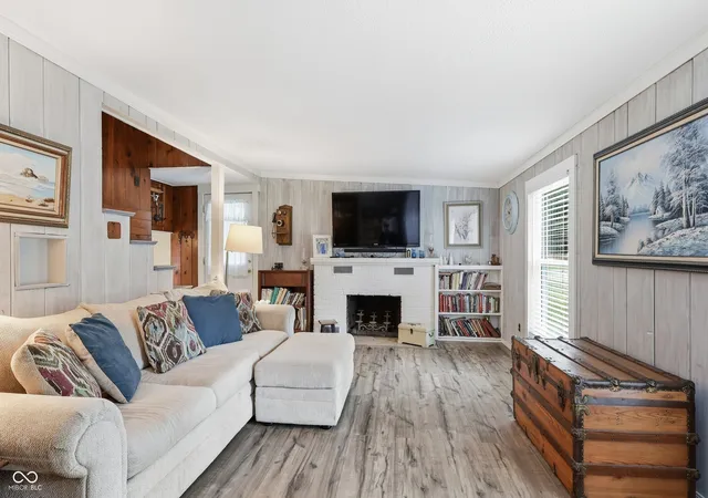 Photo 3 of Single family home for sale at 67 Miami Dr, Noblesville, IN 46062 | MLS# 22116237 | Listing updated on 2026-09-10