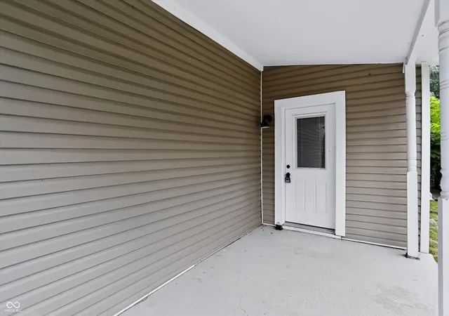 Photo 4 of Single family home for sale at 1033 S Randolph St, Indianapolis, IN 46203 | MLS# 22116342 | Listing updated on 2026-09-11