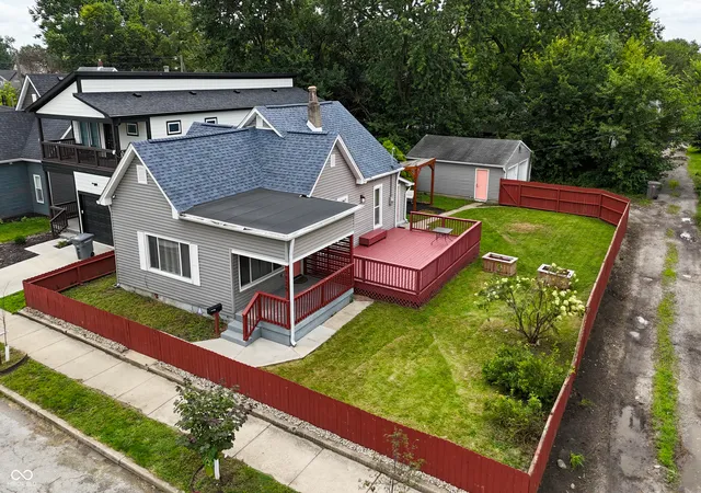 Photo 3 of Single family home for sale at 1829 Lexington Ave, Indianapolis, IN 46203 | MLS# 22116458 | Listing updated on 2026-10-13