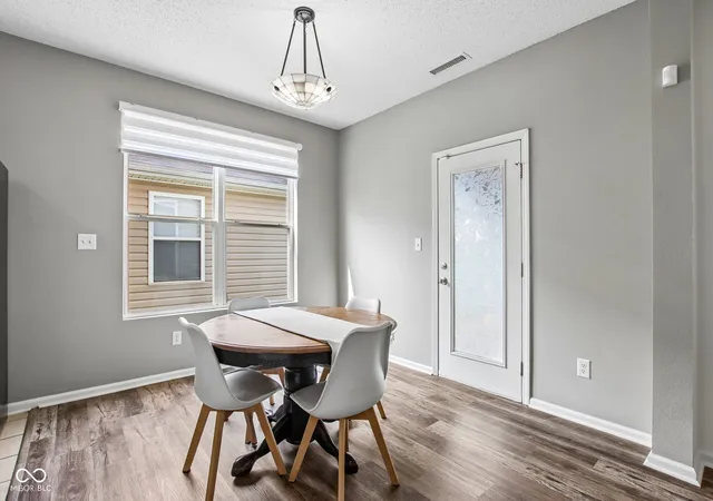 Photo 4 of Single family home for sale at 15497 Sandlands Cir, Noblesville, IN 46060 | MLS# 22116537 | Listing updated on 2026-09-23