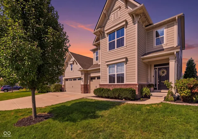 Photo 3 of Sale Pending at 15088 Sullivan Ln, Westfield, IN 46074 | MLS# 22116589 | Listing updated on 2026-09-23