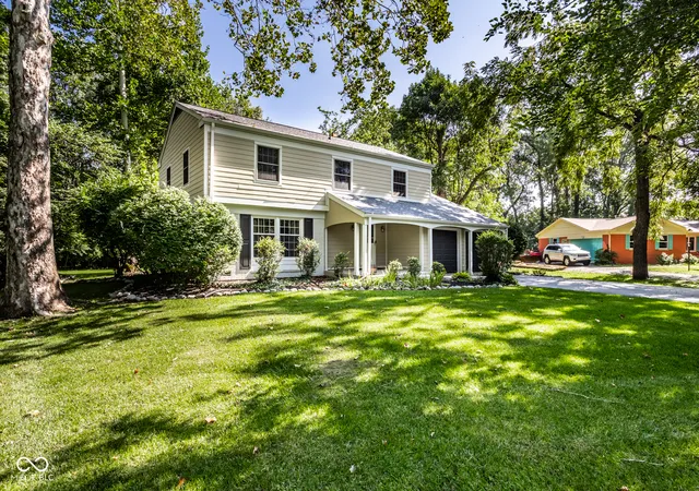 Photo 2 of Sale Pending at 7345 N Tuxedo St, Indianapolis, IN 46240 | MLS# 22116626 | Listing updated on 2026-09-27
