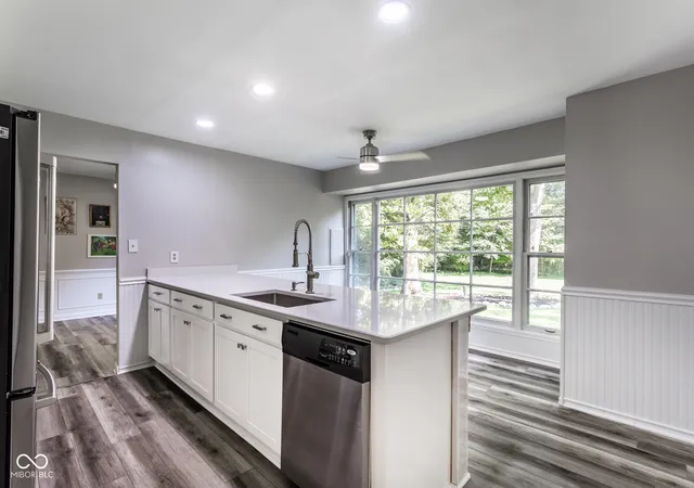 Photo 3 of Sale Pending at 7345 N Tuxedo St, Indianapolis, IN 46240 | MLS# 22116626 | Listing updated on 2026-09-27