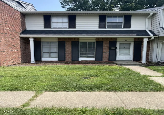 Condo for sale at 735 Southfield Ct, Indianapolis, IN 46227 | MLS# 22116652