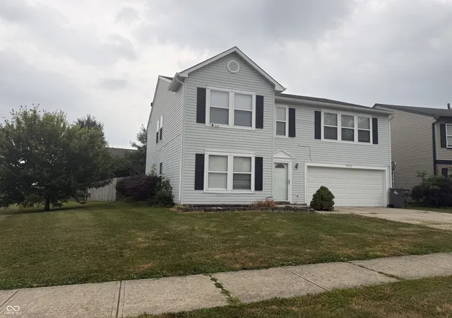 Photo 2 of Sale Pending at 4945 Whisenand Dr, Indianapolis, IN 46254 | MLS# 22116691 | Listing updated on 2026-10-07