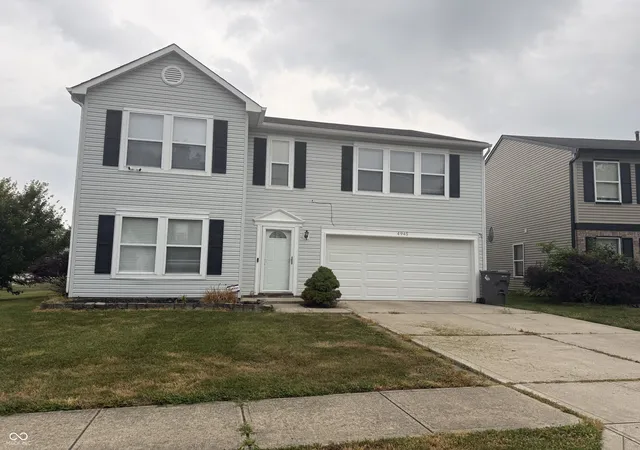 Photo 3 of Sale Pending at 4945 Whisenand Dr, Indianapolis, IN 46254 | MLS# 22116691 | Listing updated on 2026-10-07