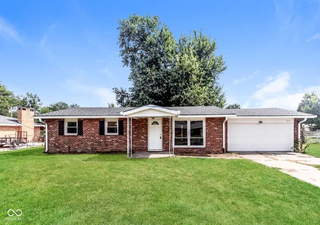 Photo 1 of Single family home for sale at 1219 Franklin St, Taylorsville, IN 47280 | MLS# 22116811 | Listing updated on 2026-10-01
