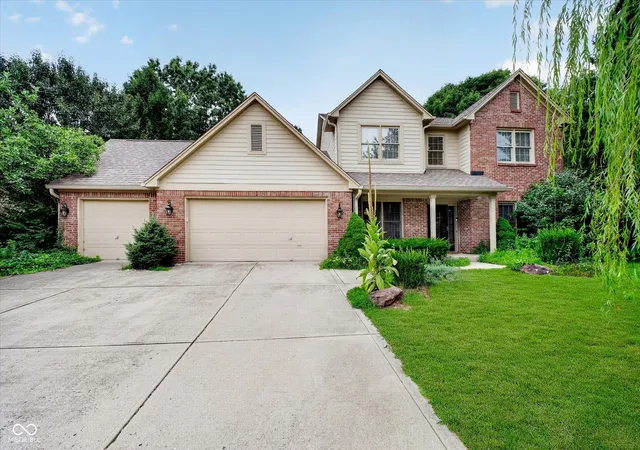 Photo 1 of Single family home for sale at 10059 Kingston Ct, Fishers, IN 46037 | MLS# 22116912 | Listing updated on 2026-10-09