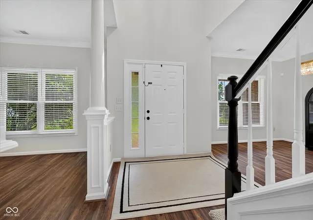 Photo 3 of Single family home for sale at 10059 Kingston Ct, Fishers, IN 46037 | MLS# 22116912 | Listing updated on 2026-10-09