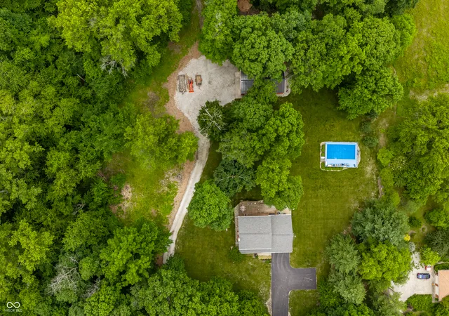 Photo 1 of Single family home for sale at 1653 E 300 North, Greenfield, IN 46140 | MLS# 22117000 | Listing updated on 2026-09-14