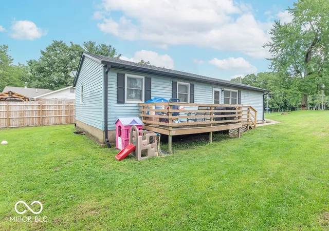 Photo 3 of Single family home for sale at 442 Blake St, Danville, IN 46122 | MLS# 22117006 | Listing updated on 2026-10-07