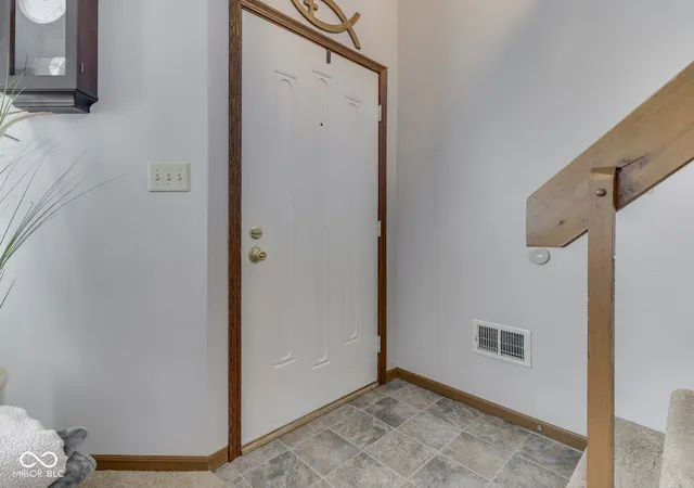 Photo 4 of Condo for sale at 1204 N Paradise Way #B, Greenwood, IN 46143 | MLS# 22117236 | Listing updated on 2026-09-10