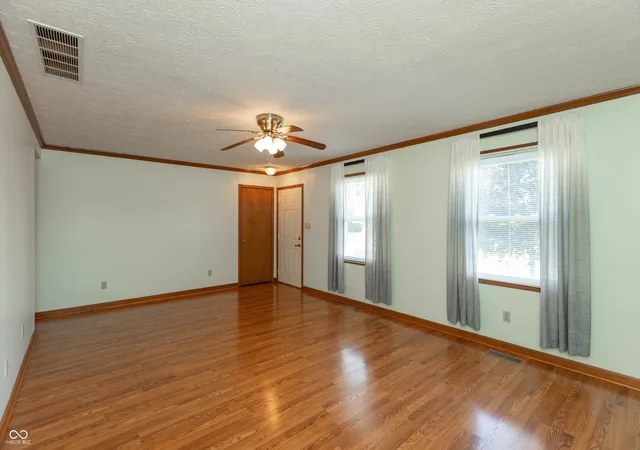Photo 3 of Condo for sale at 640 S School St #28, Brownsburg, IN 46112 | MLS# 22117432 | Listing updated on 2026-09-10