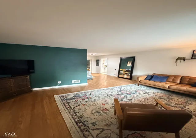 Photo 4 of Sale Pending at 5741 Brouse Ave, Indianapolis, IN 46220 | MLS# 22117515 | Listing updated on 2026-09-14