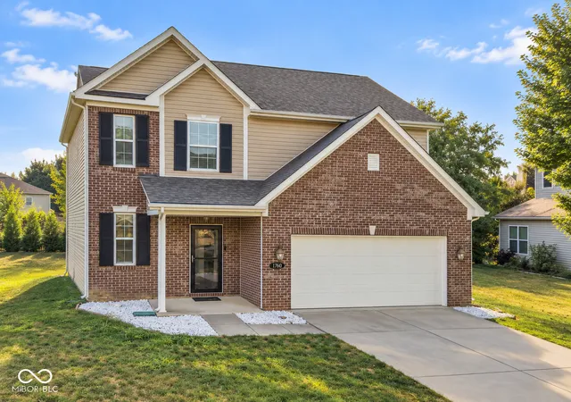 Photo 2 of Single family home for sale at 1760 Cumbria Dr, Avon, IN 46123 | MLS# 22117656 | Listing updated on 2026-09-11