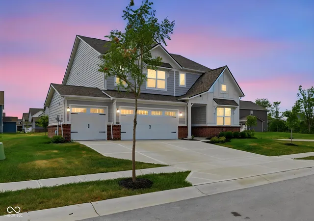 Photo 2 of Single family home for sale at 1258 Inverness Dr, Avon, IN 46123 | MLS# 22117722 | Listing updated on 2026-09-10