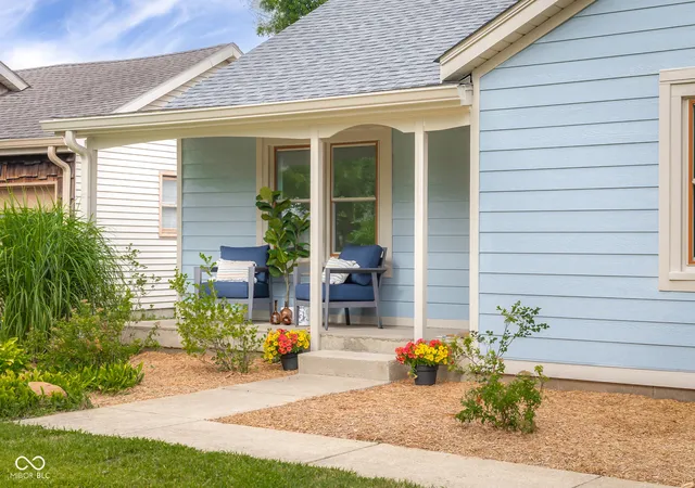 Photo 3 of Sale Pending at 2673 Pearl St, Columbus, IN 47201 | MLS# 22117729 | Listing updated on 2026-09-11