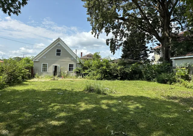 Photo 3 of Single family home for sale at 135 S Wabash, Peru, IN 46970 | MLS# 22117796 | Listing updated on 2026-09-14