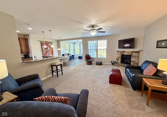 Photo 4 of Single family home for sale at 1352 Redstone Dr, Avon, IN 46123 | MLS# 22117805 | Listing updated on 2026-09-23