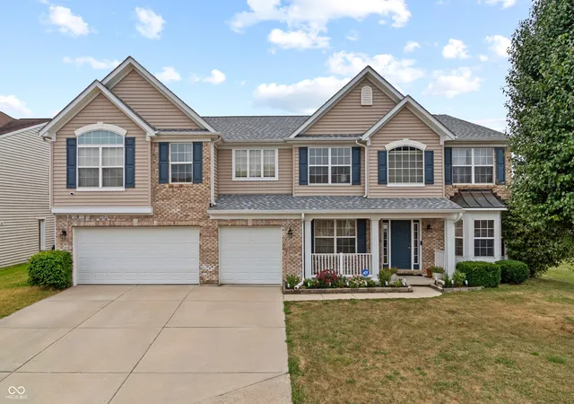 Photo 1 of Single family home for sale at 3650 Pickwick Cir, Plainfield, IN 46168 | MLS# 22117816 | Listing updated on 2026-09-11