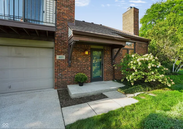 Photo 2 of Single family home for sale at 403 E Arch St, Indianapolis, IN 46202 | MLS# 22117940 | Listing updated on 2026-10-02