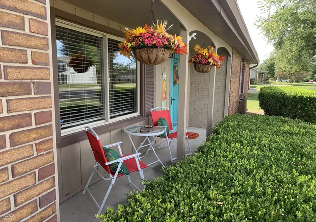 Photo 2 of Single family home for sale at 3311 Taylor Rd, Columbus, IN 47203 | MLS# 22117994 | Listing updated on 2026-09-15