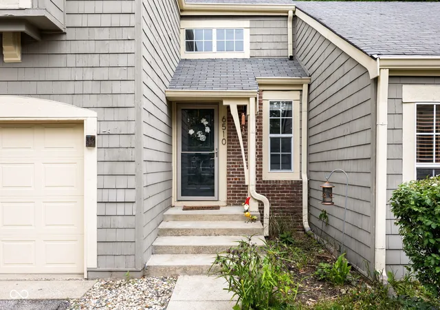 Photo 3 of Condo for sale at 6510 Miramar Ct, Indianapolis, IN 46250 | MLS# 22118089 | Listing updated on 2026-10-05